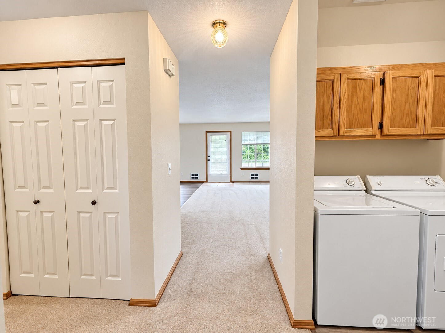 184 S Narwhal Loop Property Photo 10