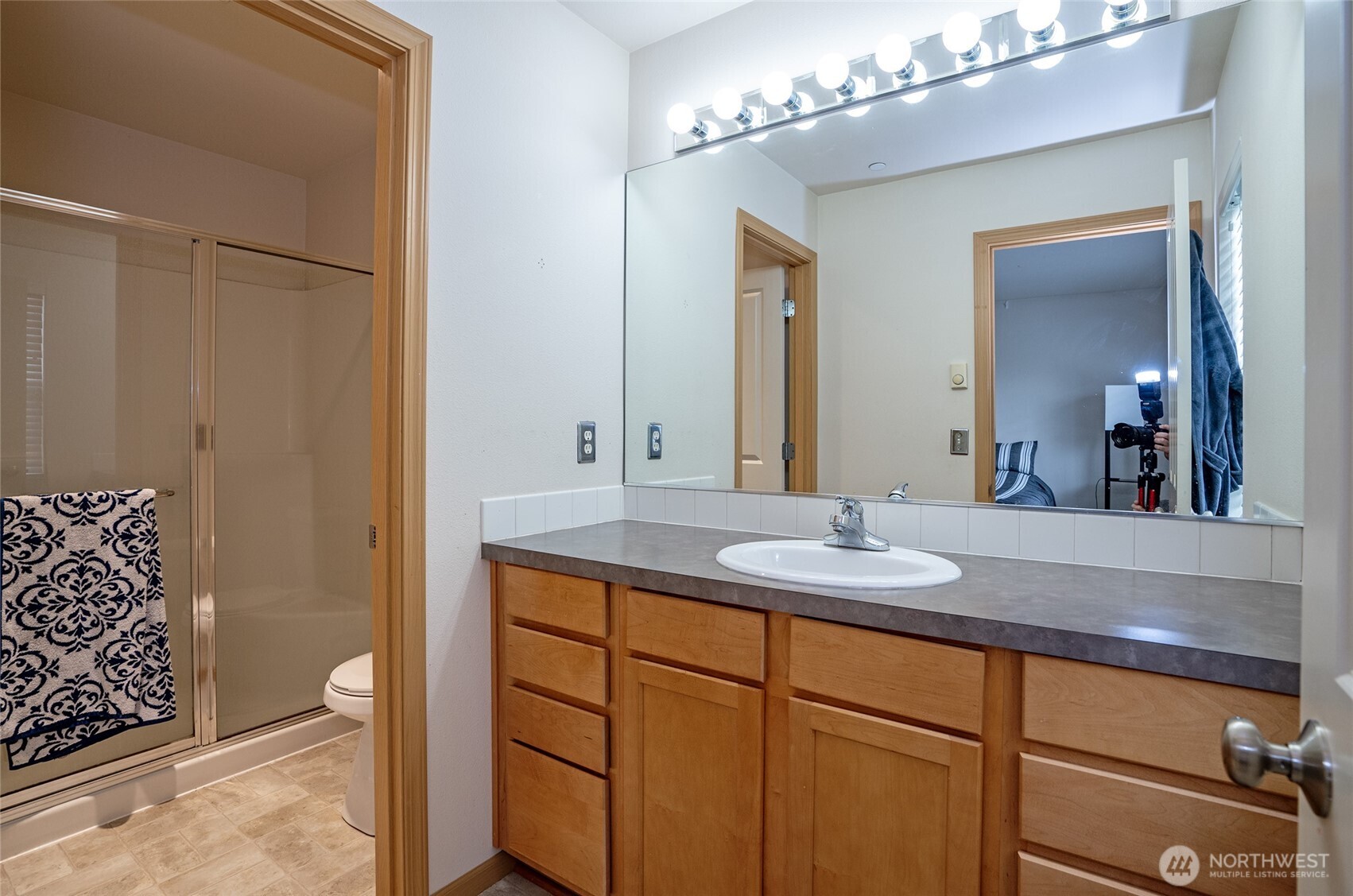 6041 Illinois Lane B Property Photo 20