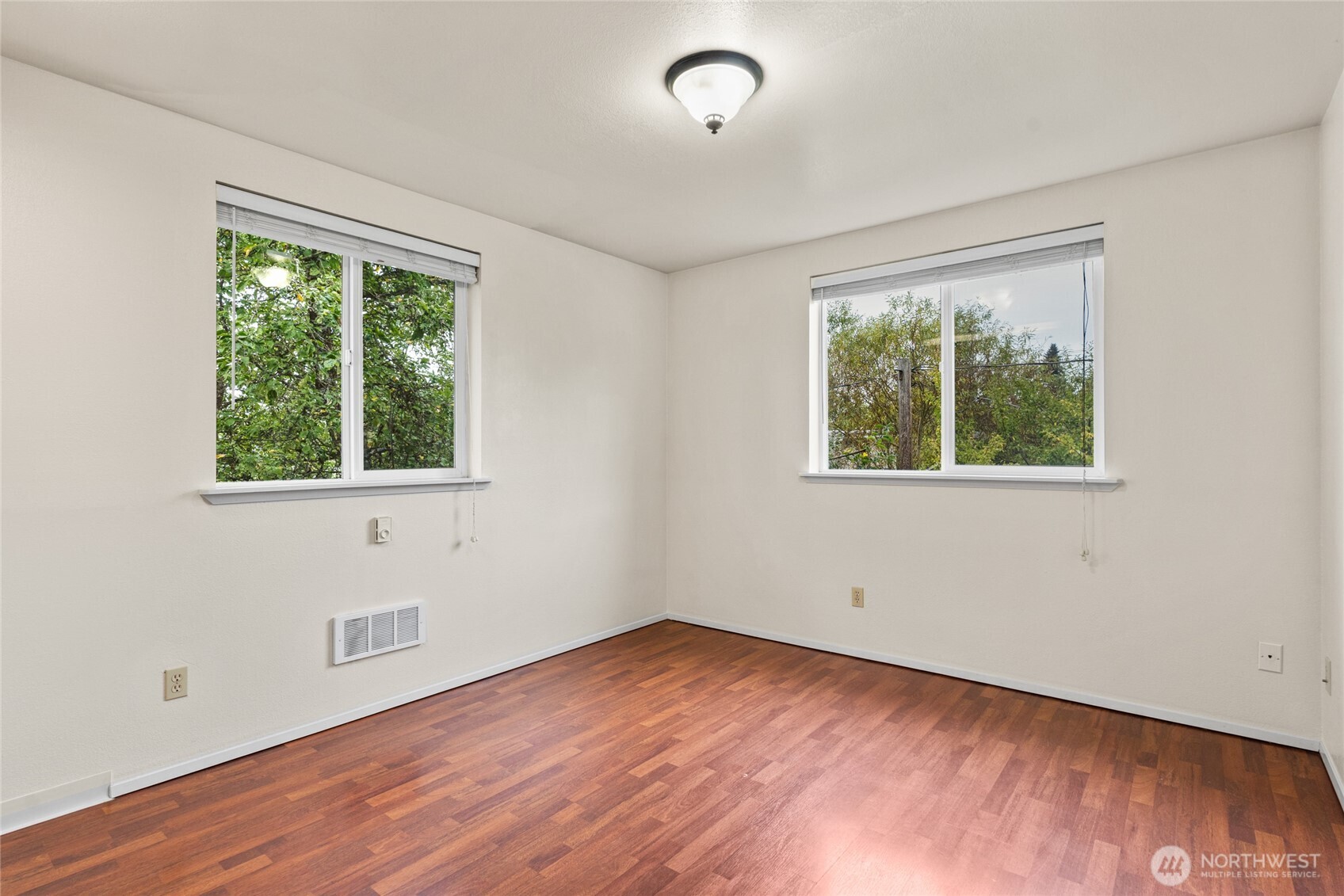 4724 S Findlay Street B Property Photo 5
