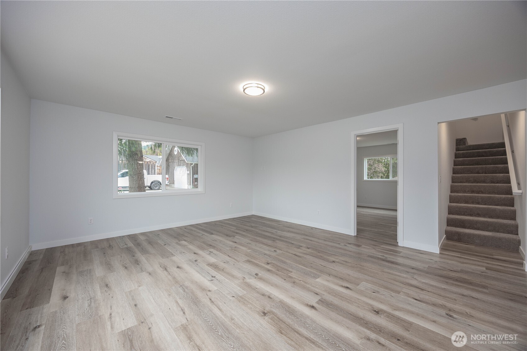 2624 48th Avenue Property Photo 5