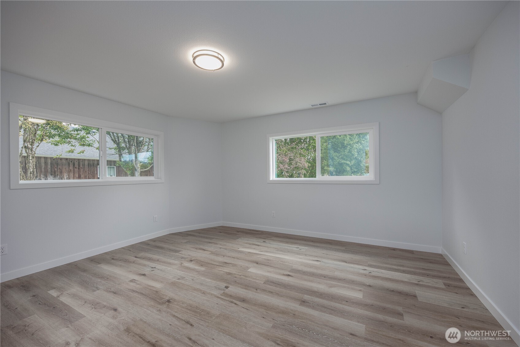2624 48th Avenue Property Photo 17