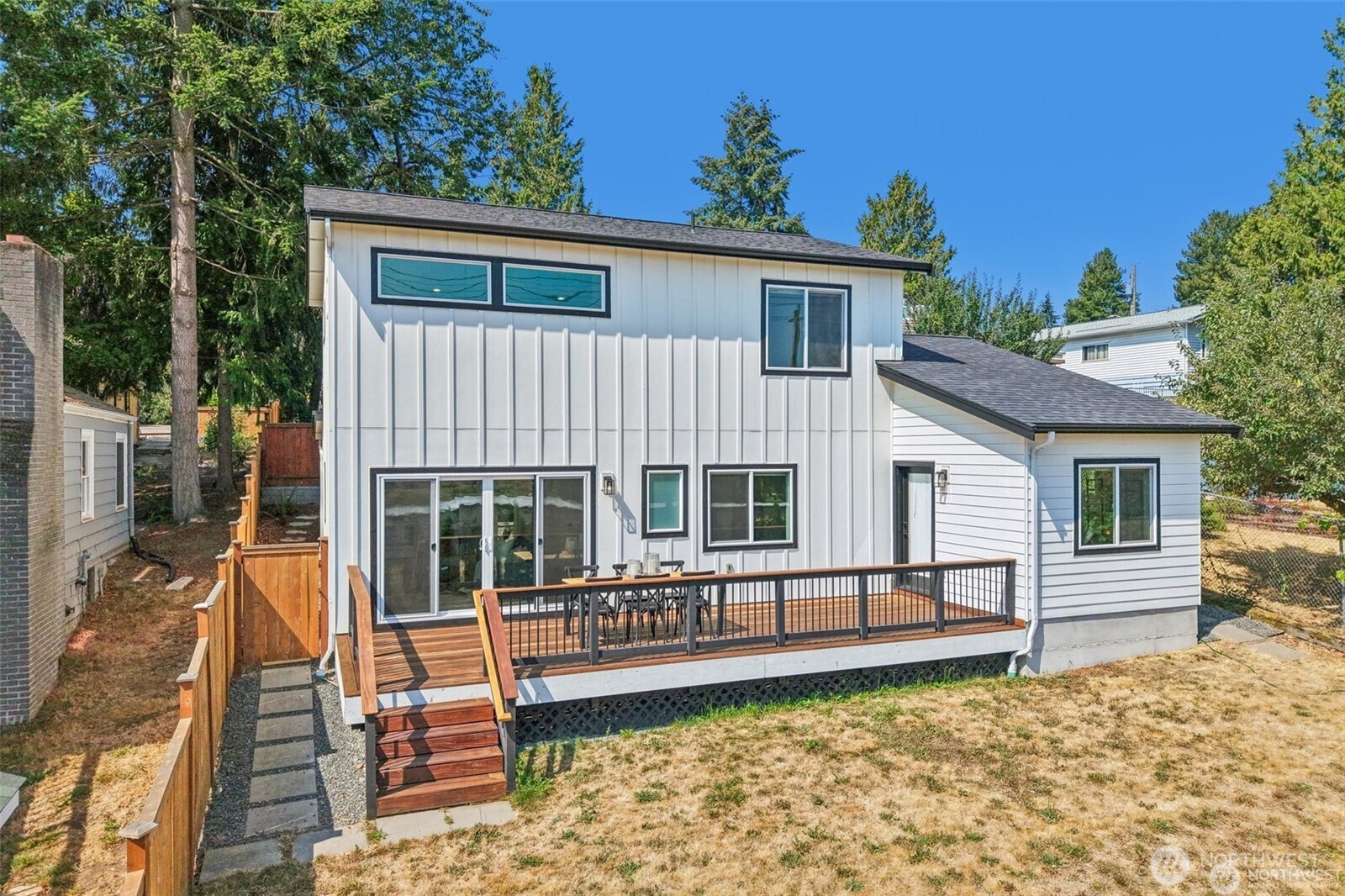 12038 N Park Avenue Property Photo 26