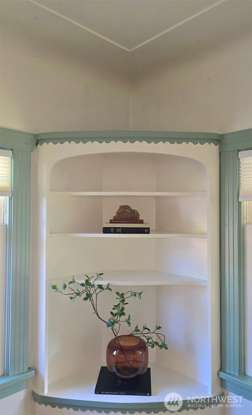 917 Garrison Street Property Photo 8