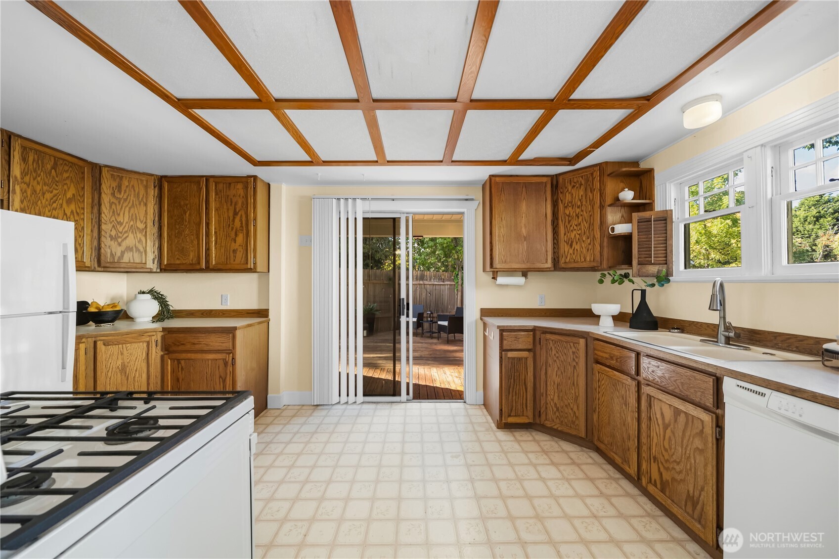 917 Garrison Street Property Photo 14