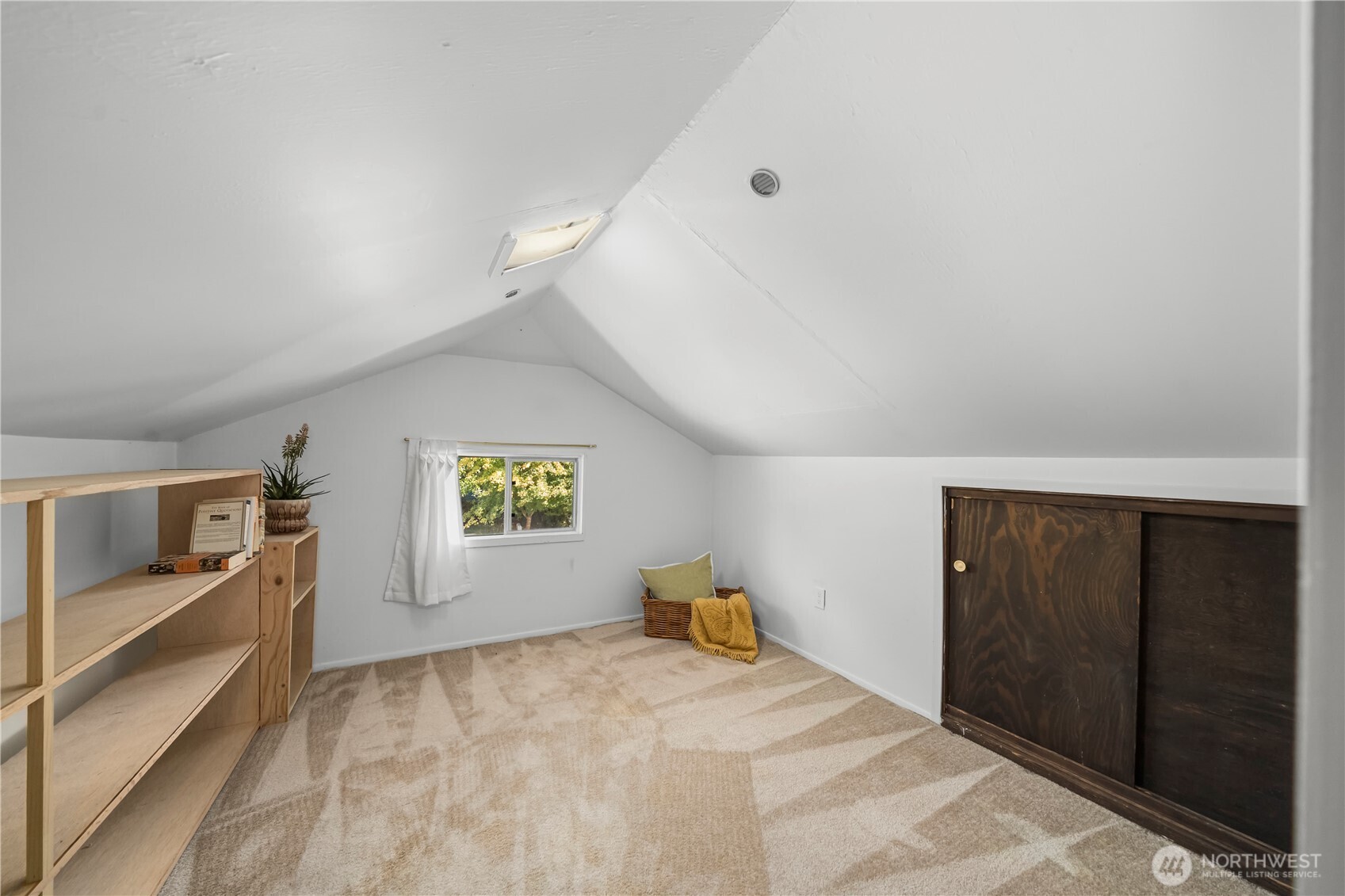 917 Garrison Street Property Photo 27