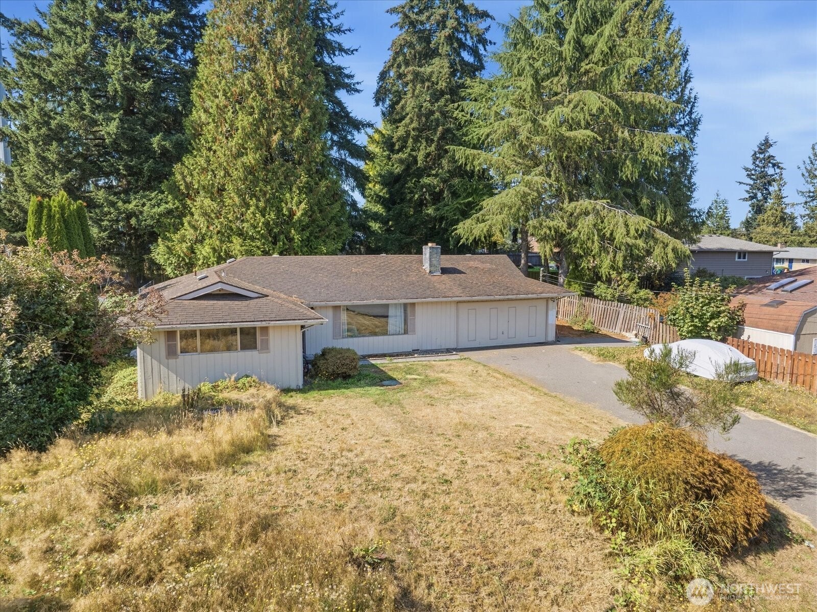 9420 24th Avenue Property Photo 3