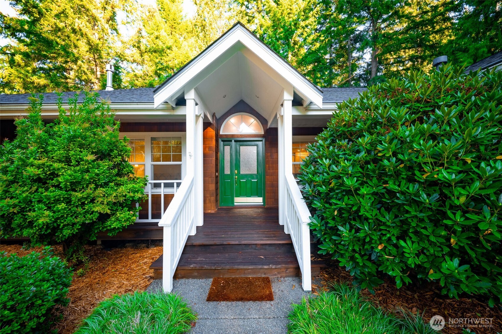 15906 Lindsay Road Property Photo 3