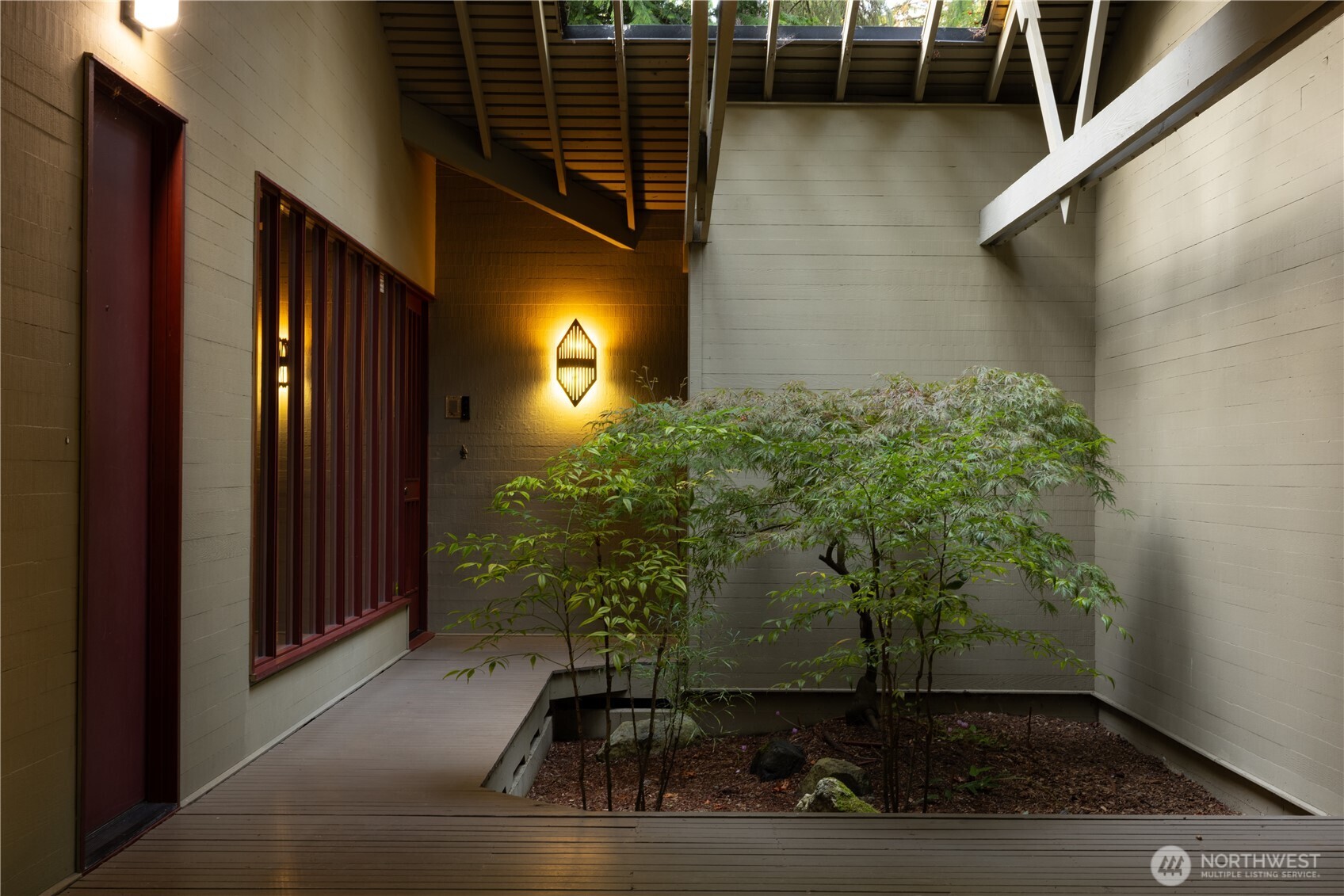 18710 88th Avenue Property Photo 33