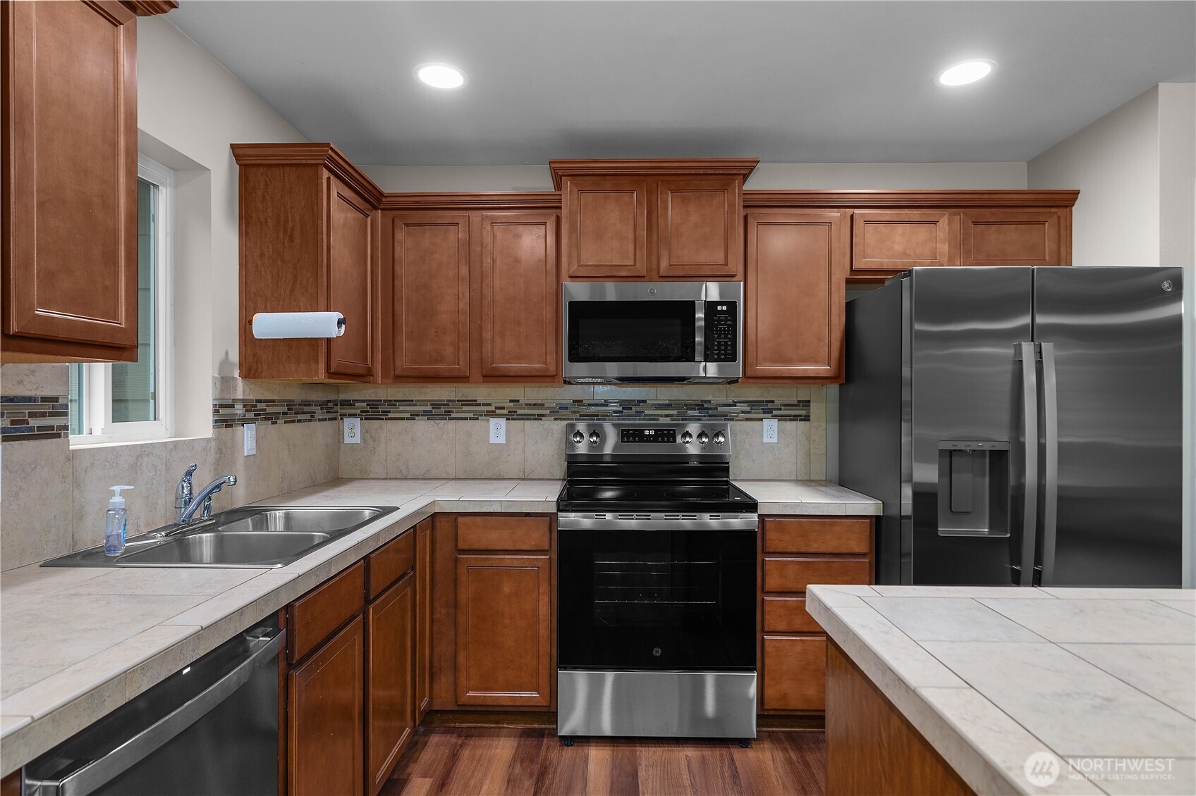 4648 Lambskin Street Property Photo 9