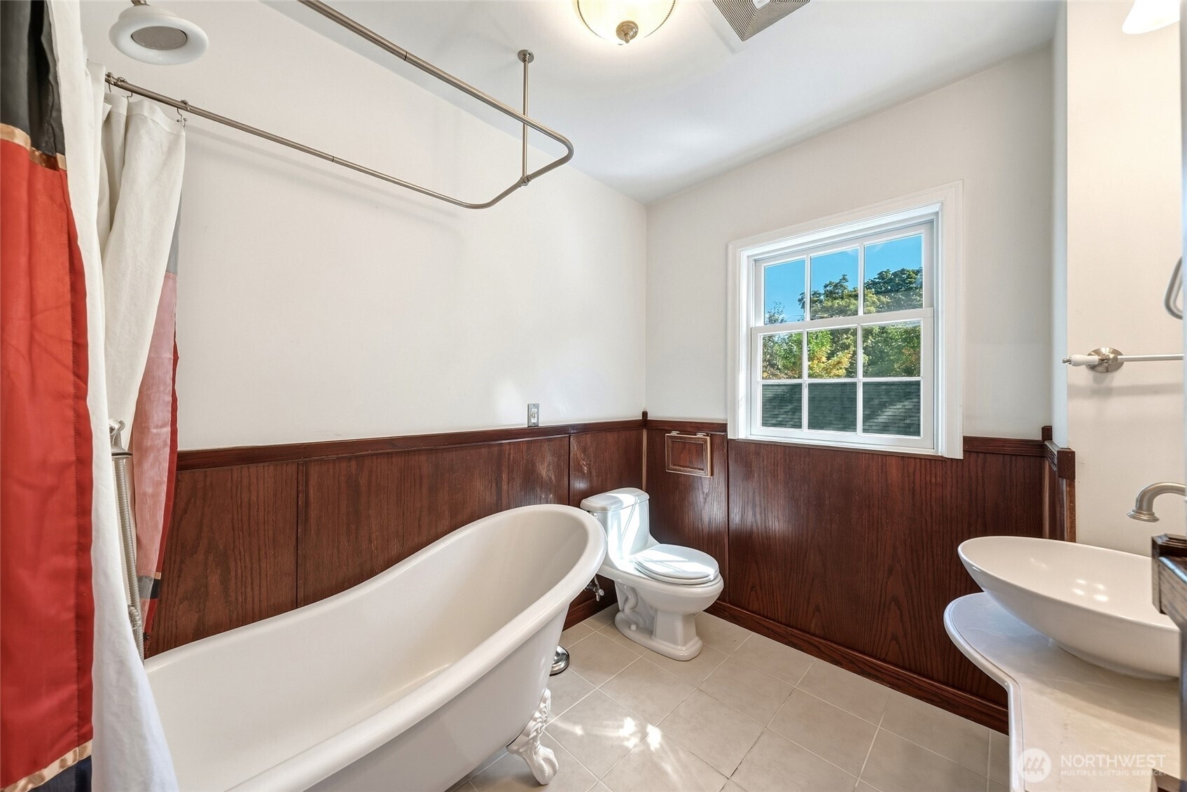 444 Washington Street Property Photo 15