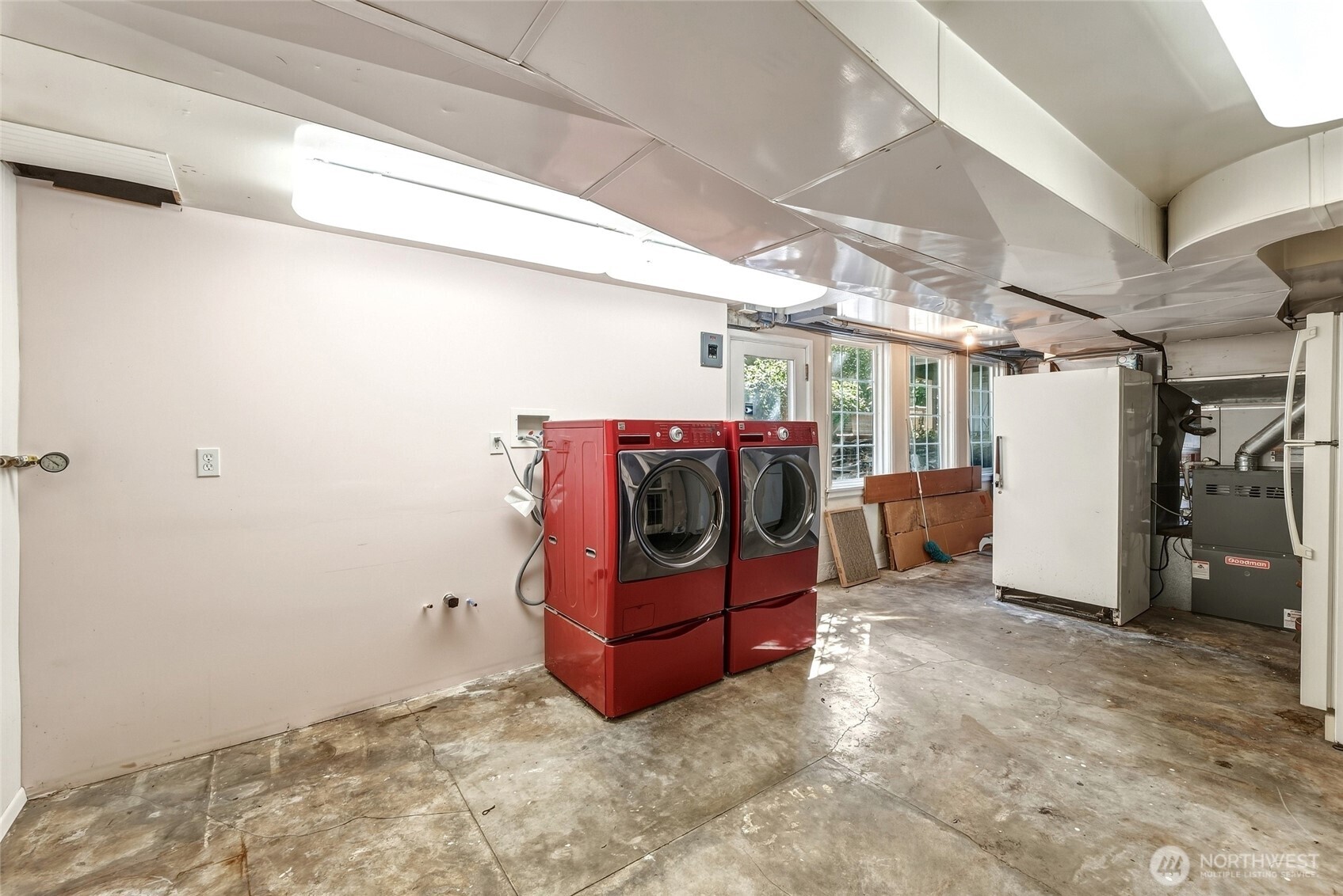 444 Washington Street Property Photo 27