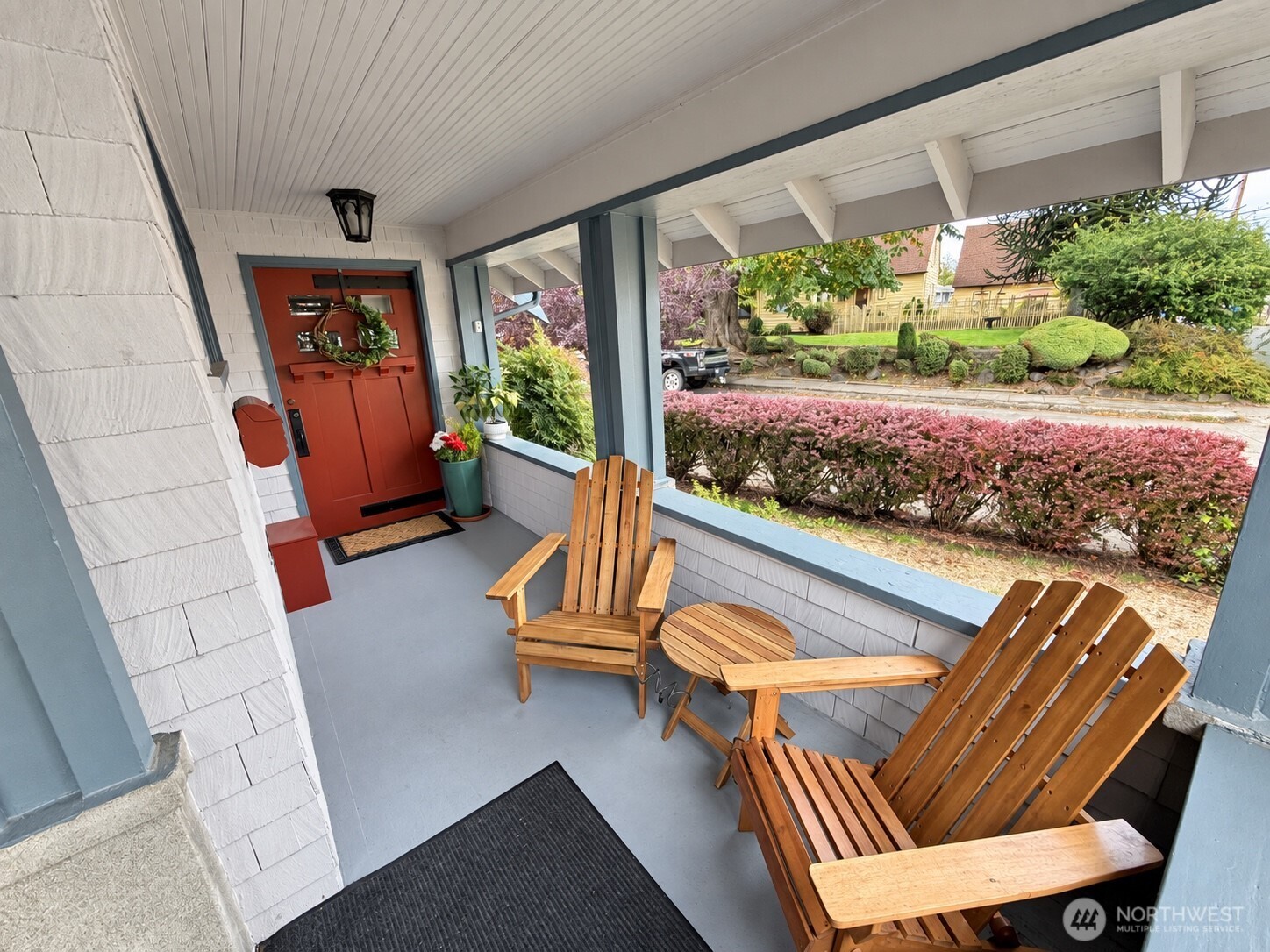 525 N Iron Street Property Photo 3