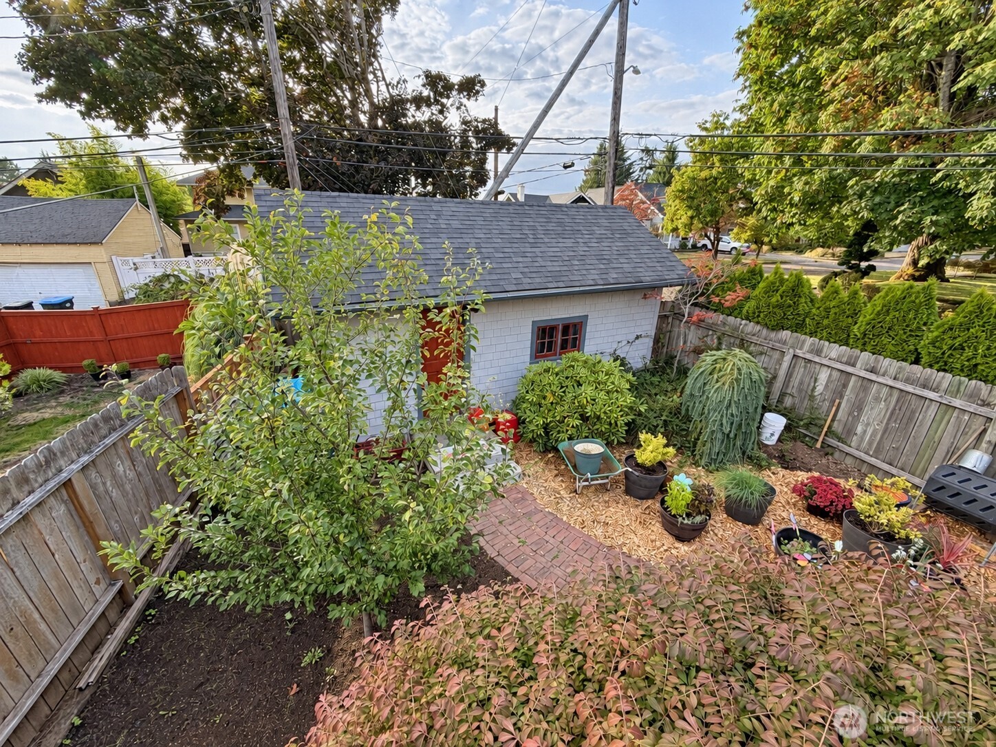 525 N Iron Street Property Photo 20