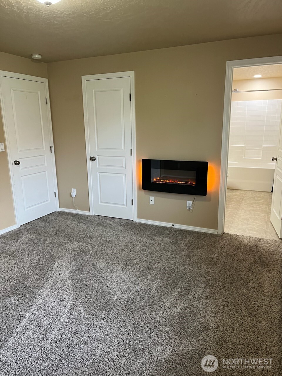 5149 Pinehurst Street Property Photo 16