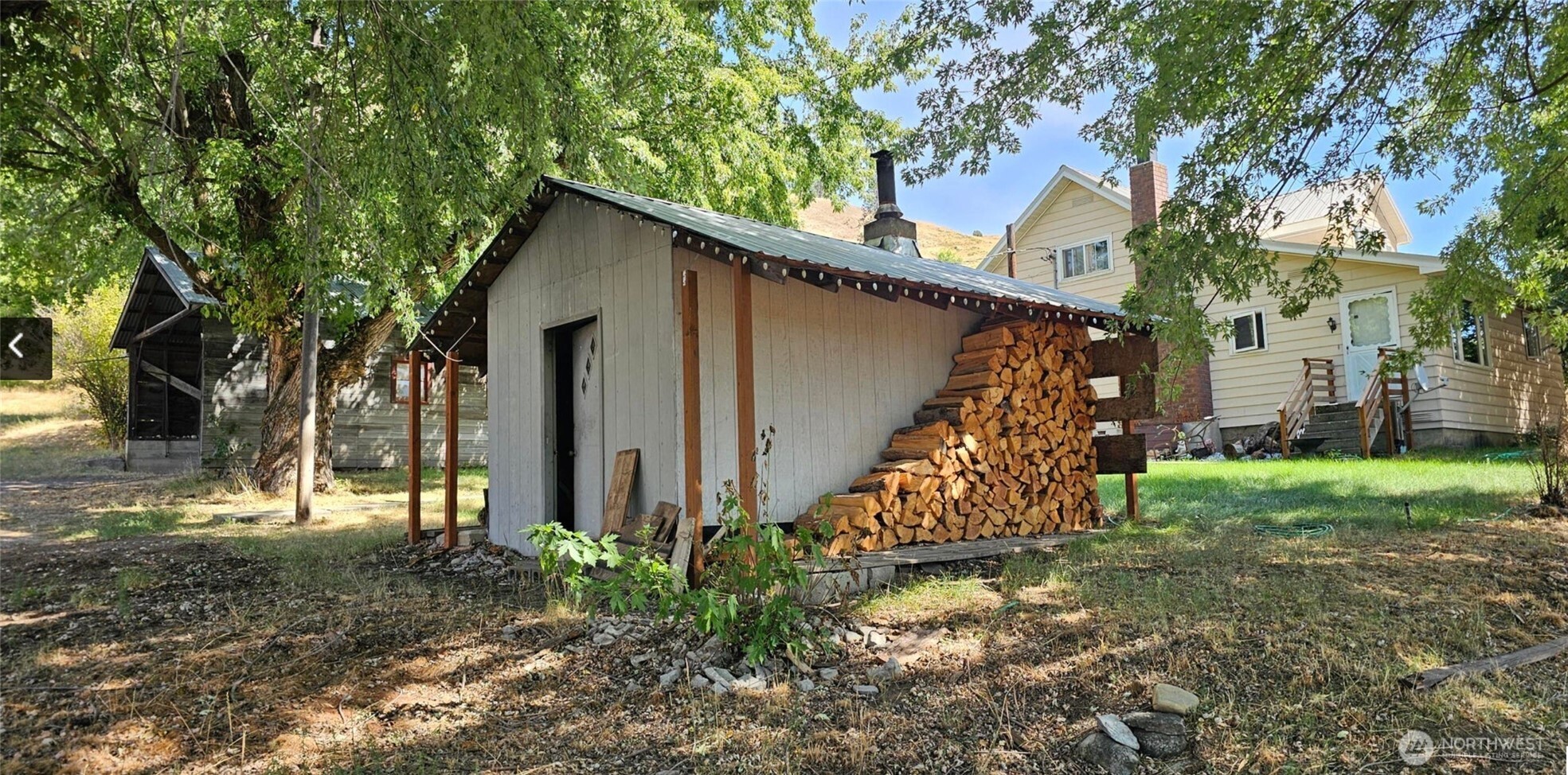 792 Hwy 395 A Property Photo 28