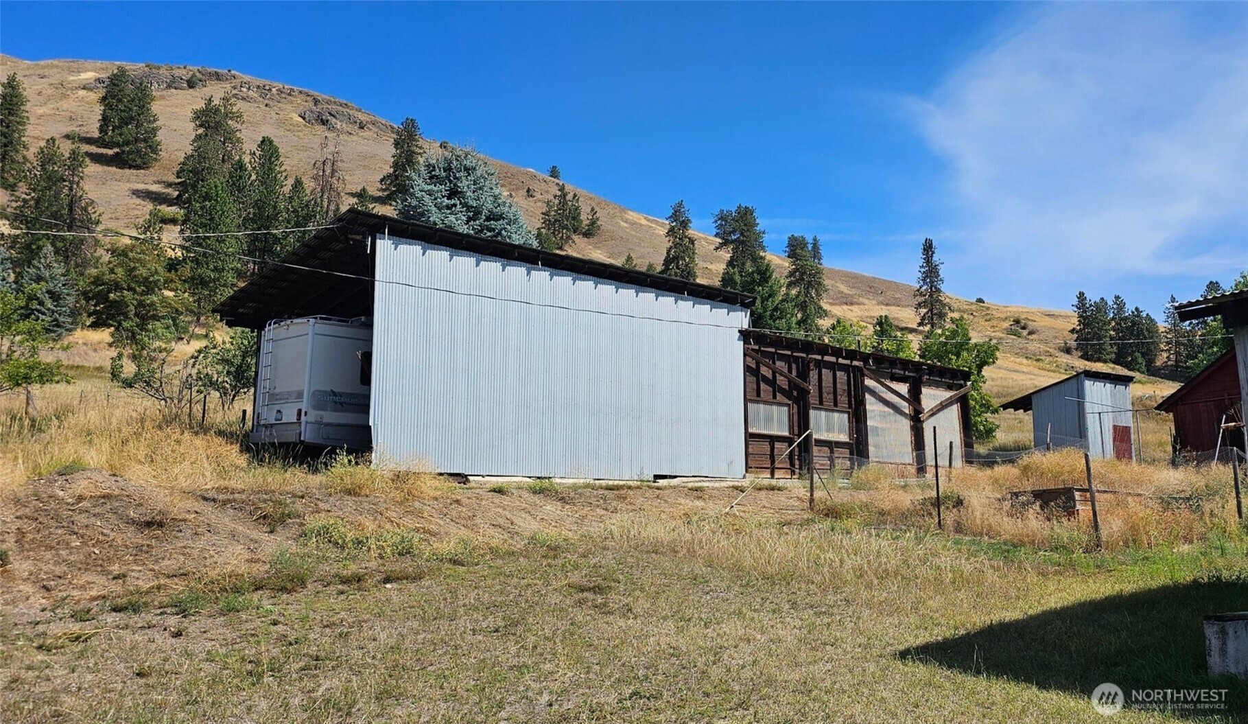 792 Hwy 395 A Property Photo 35