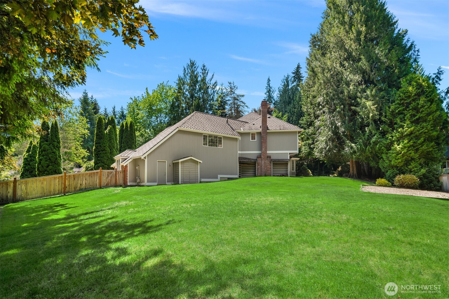 19862 Ne 126th Place Property Photo 2