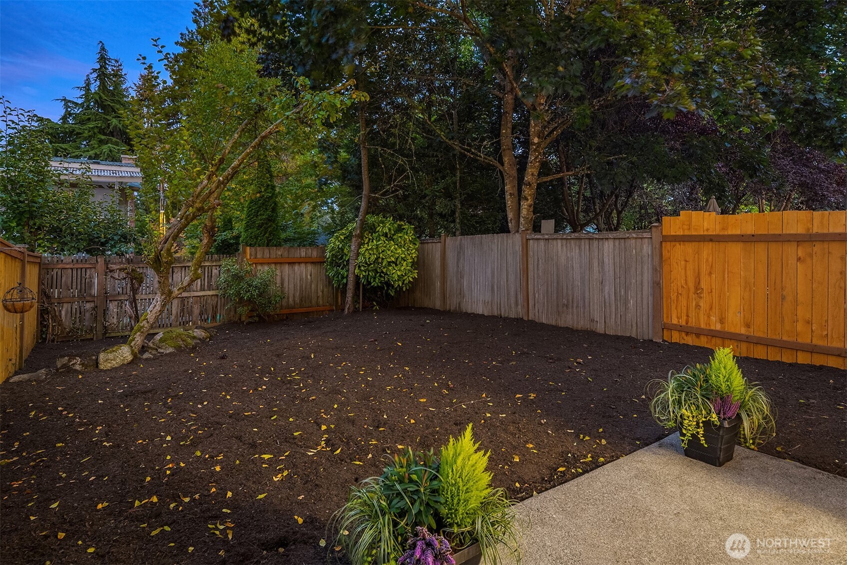 14032 Wayne Place Property Photo 20