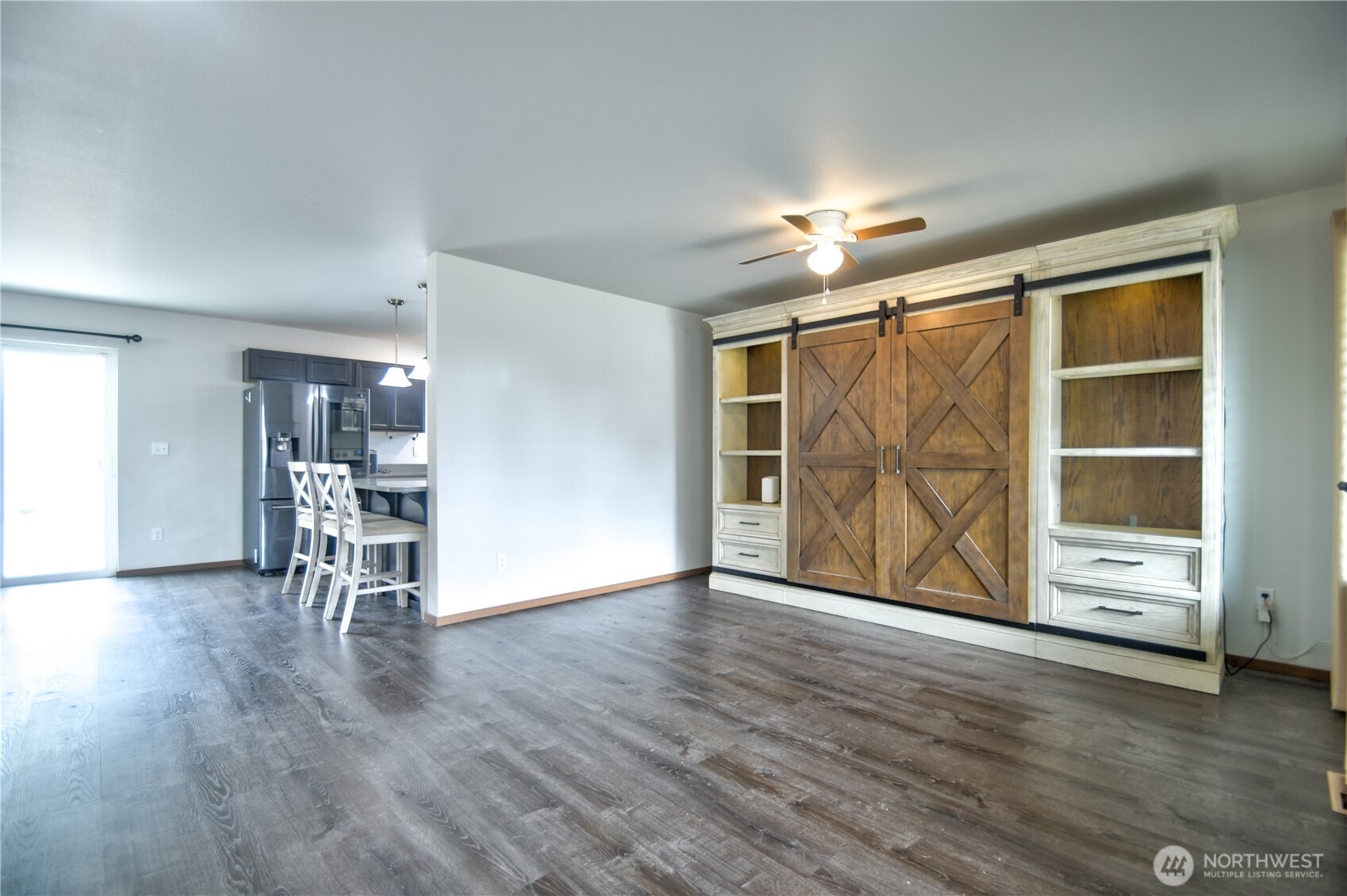 308 Middleton Court Property Photo 5