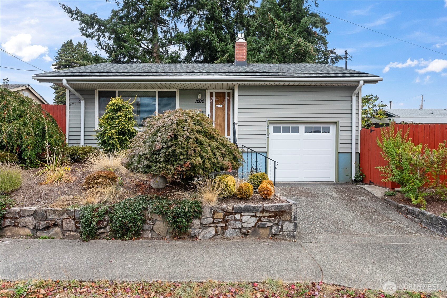 1209 N Orchard Street Property Photo 1