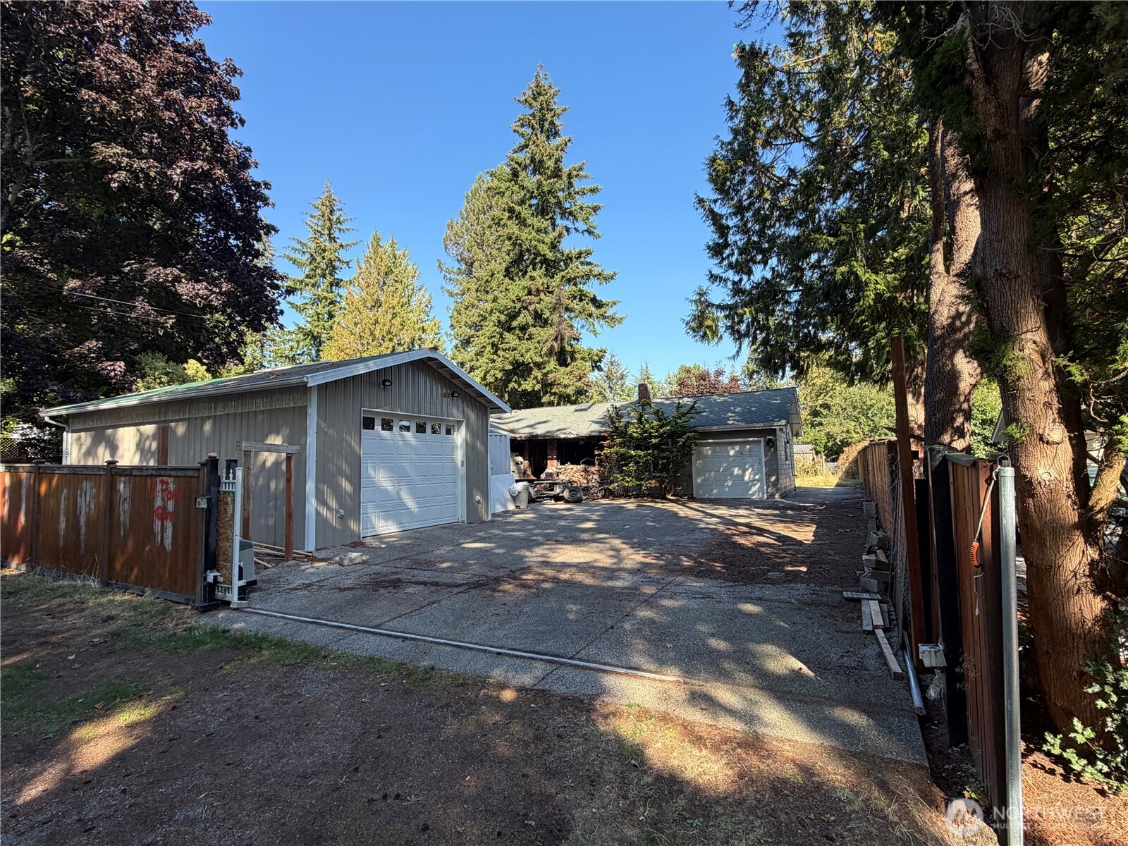 11024 Bartlett Avenue Property Photo 5