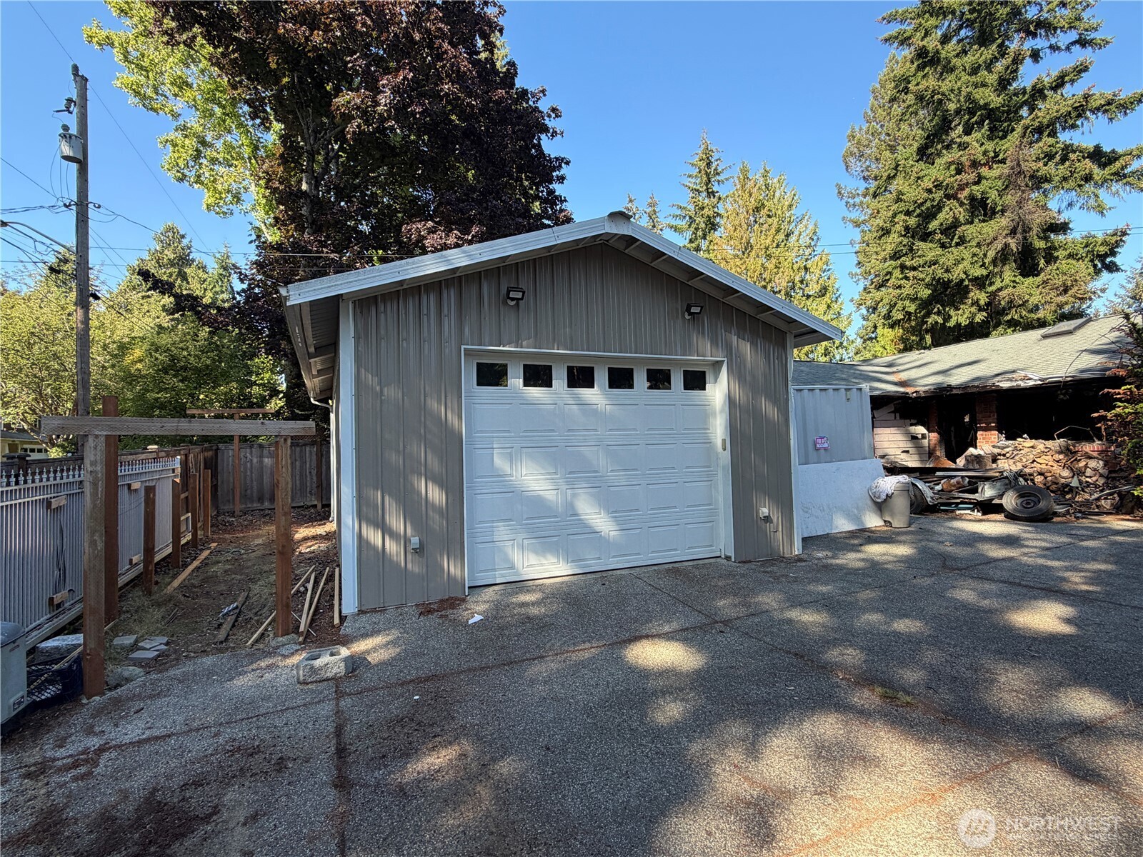 11024 Bartlett Avenue Property Photo 6