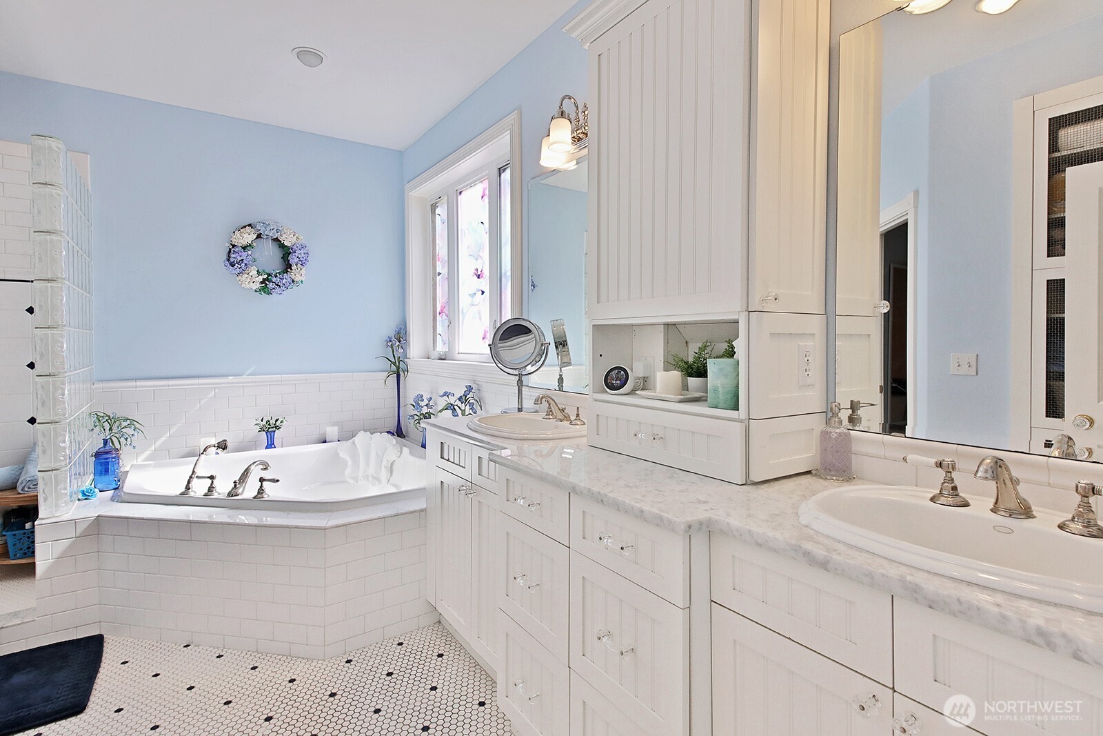 4312 Quaternary Road Property Photo 15