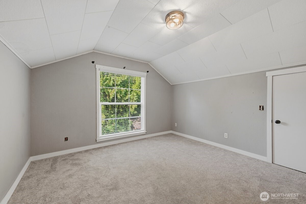 311 156th Street Property Photo 7