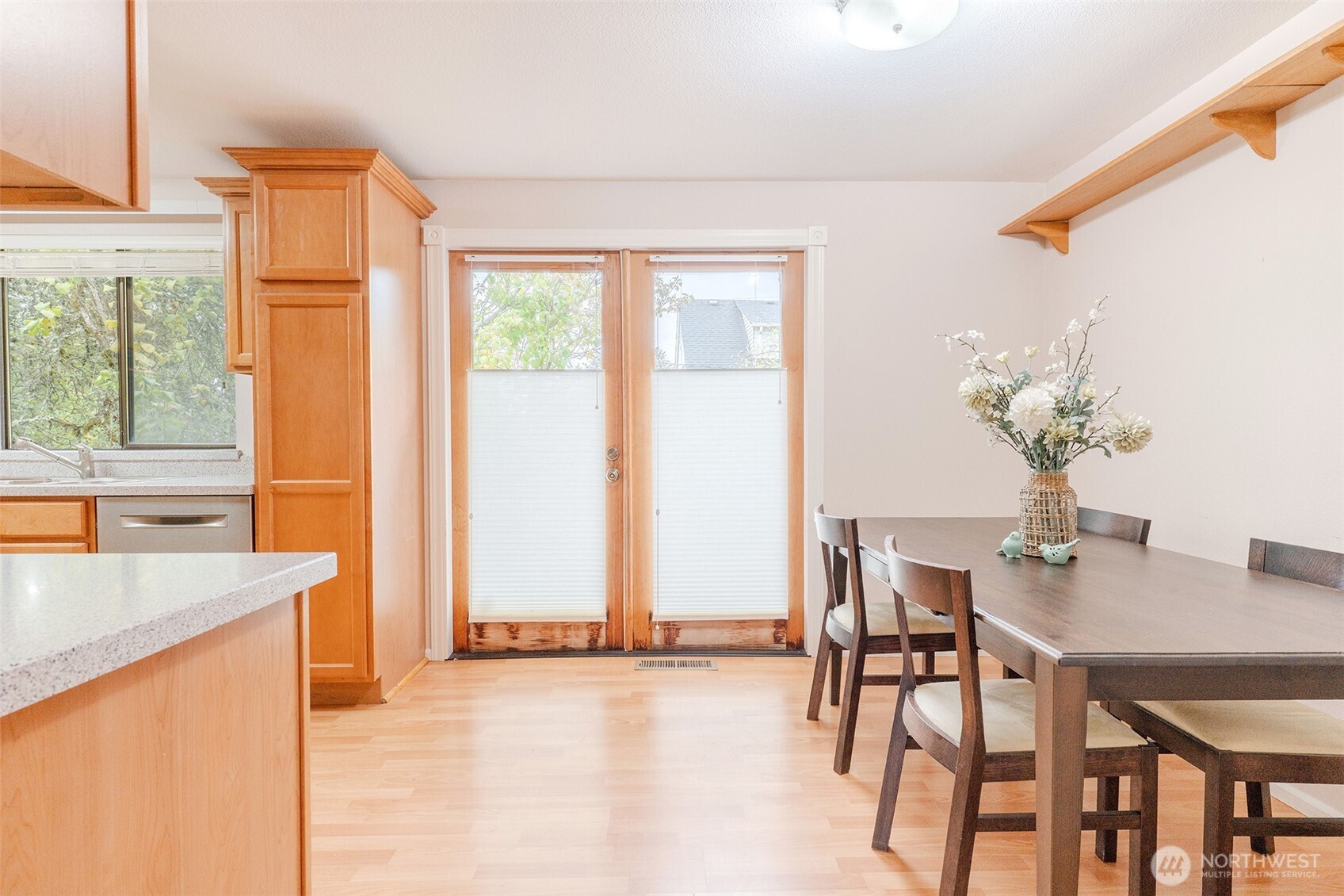 19507 55th Ave Ne Property Photo 5