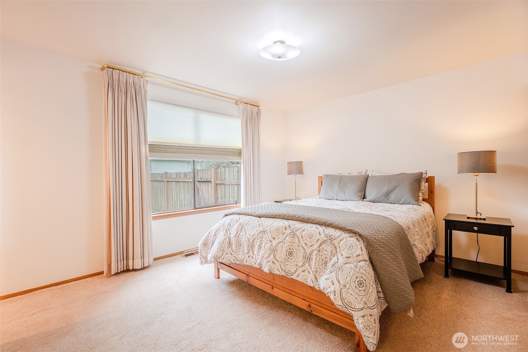 19507 55th Ave Ne Property Photo 9