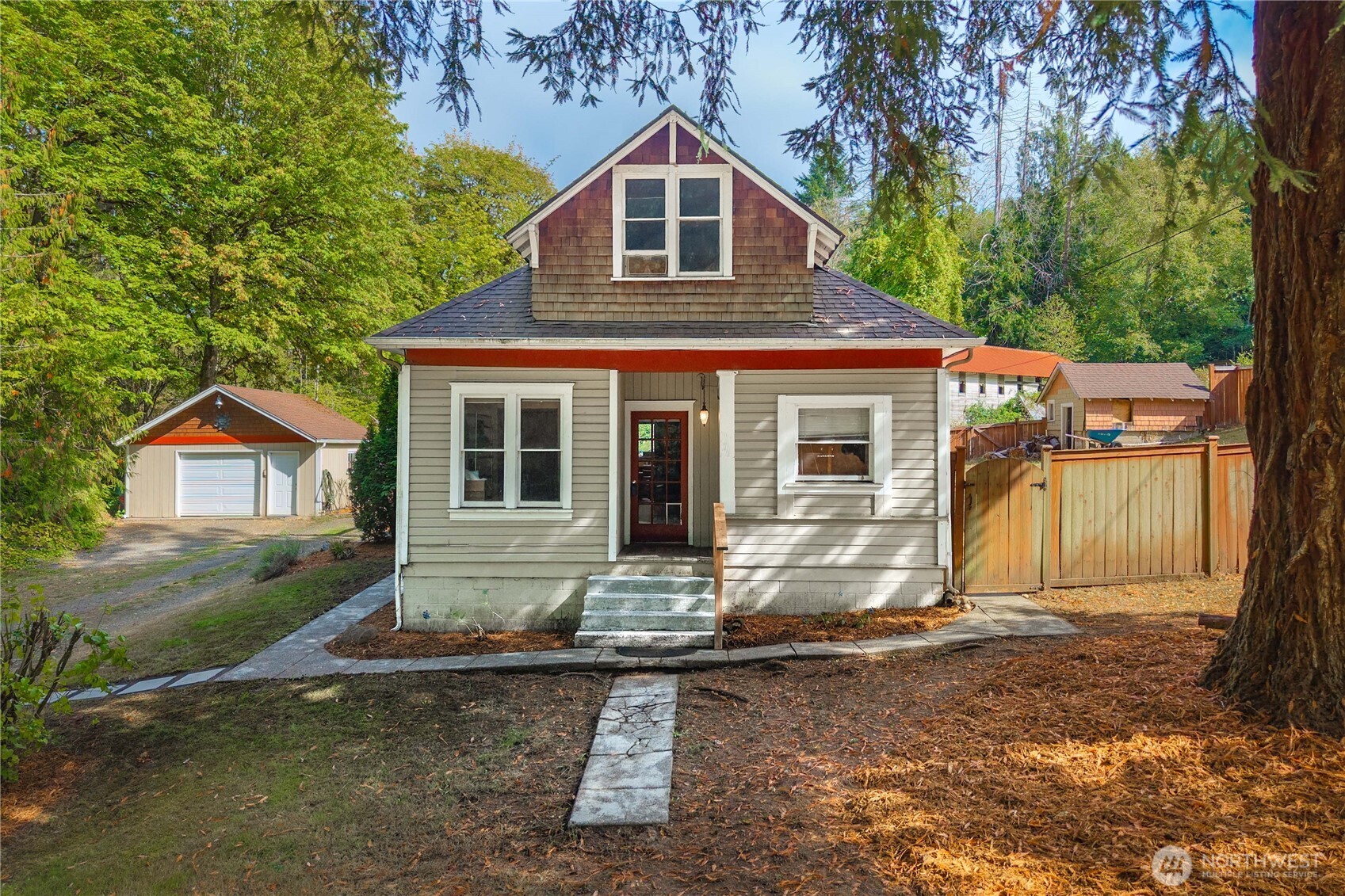 17026 S Vaughn Road Property Photo 2