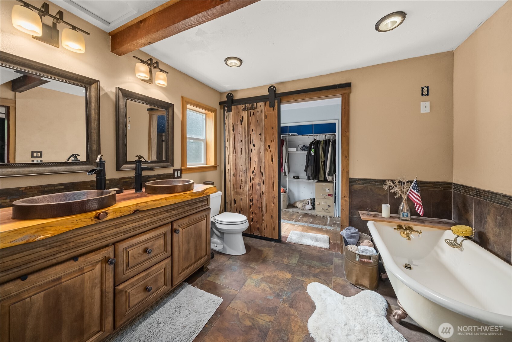 17026 S Vaughn Road Property Photo 12
