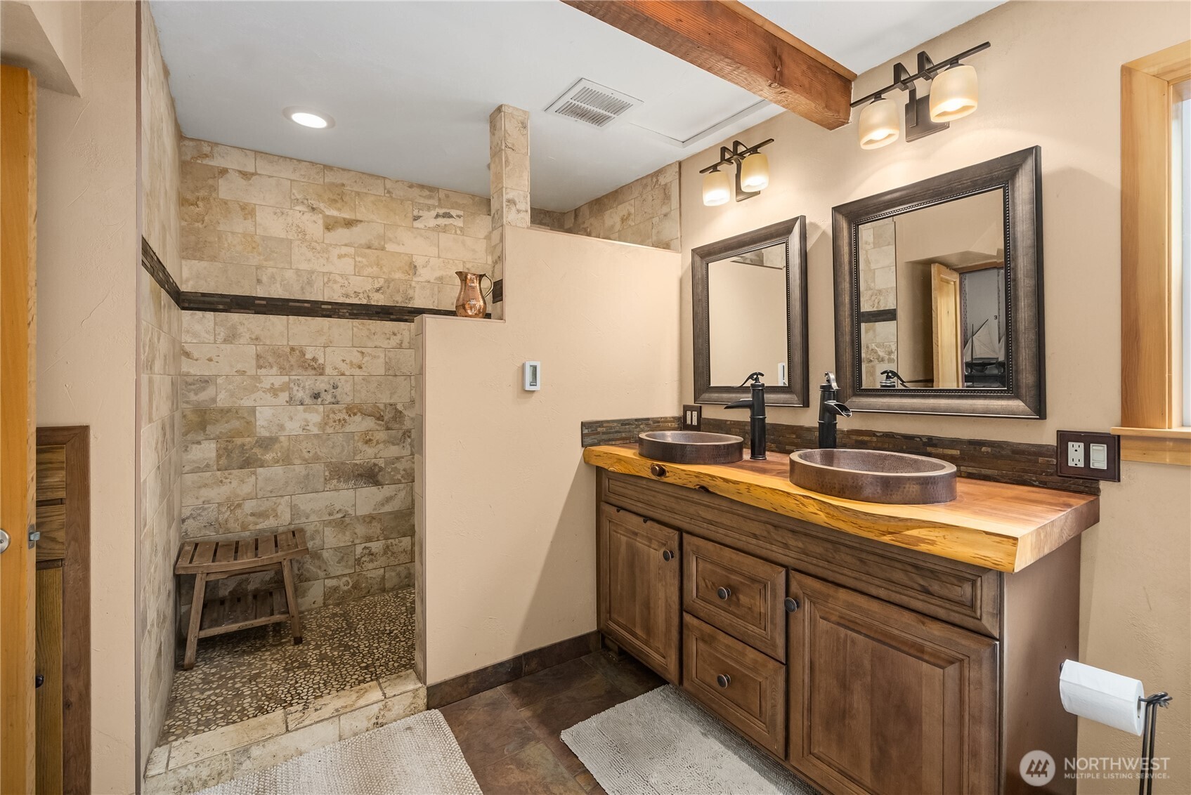 17026 S Vaughn Road Property Photo 13