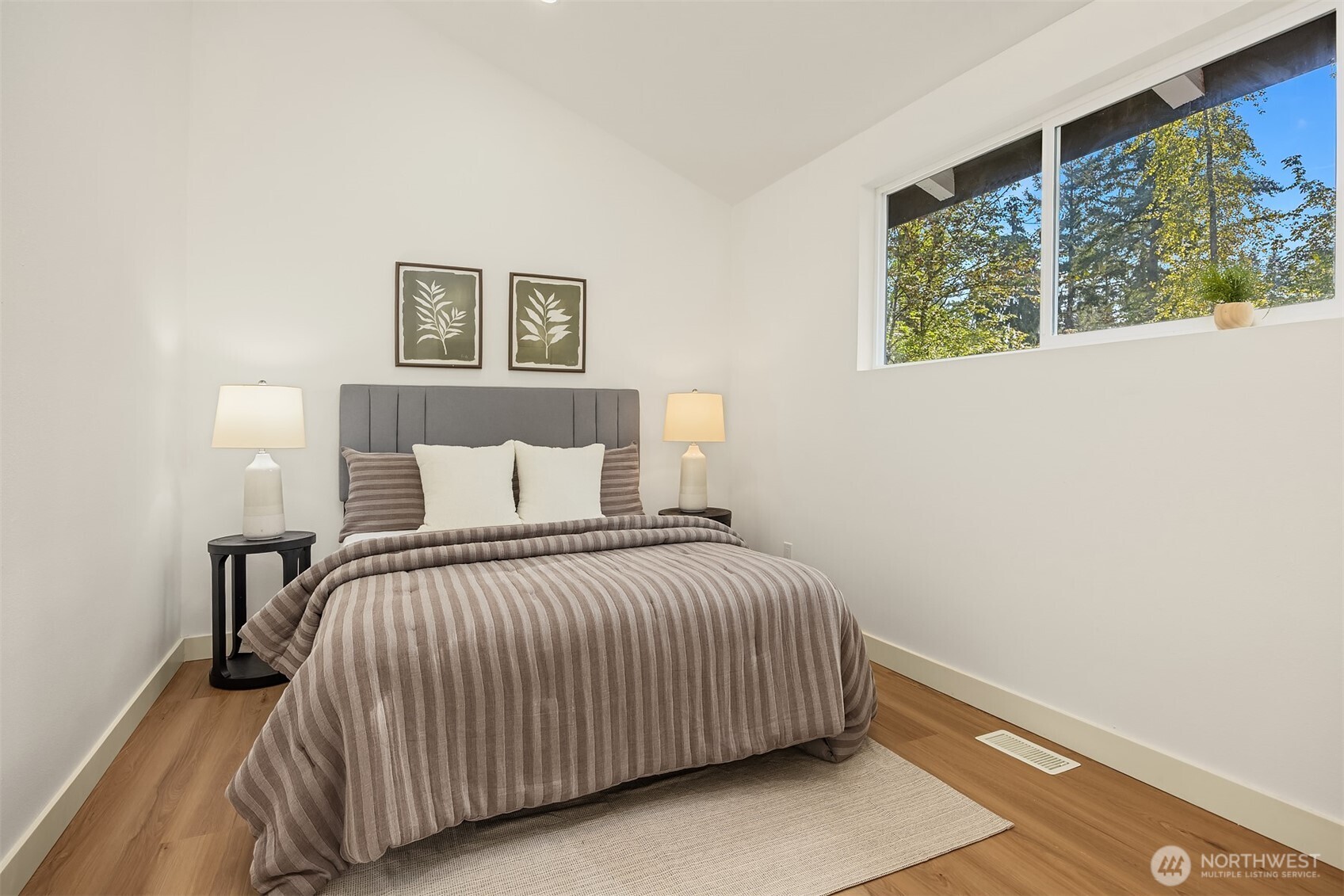 15744 Renton Issaquah Road Property Photo 16
