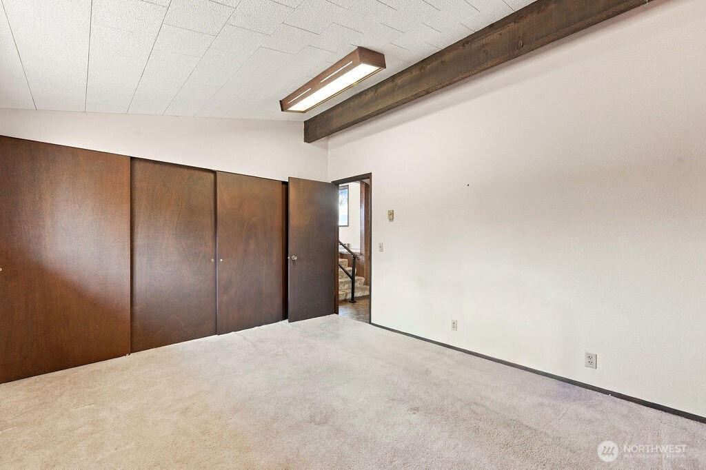 5521 Jackman Street Property Photo 9