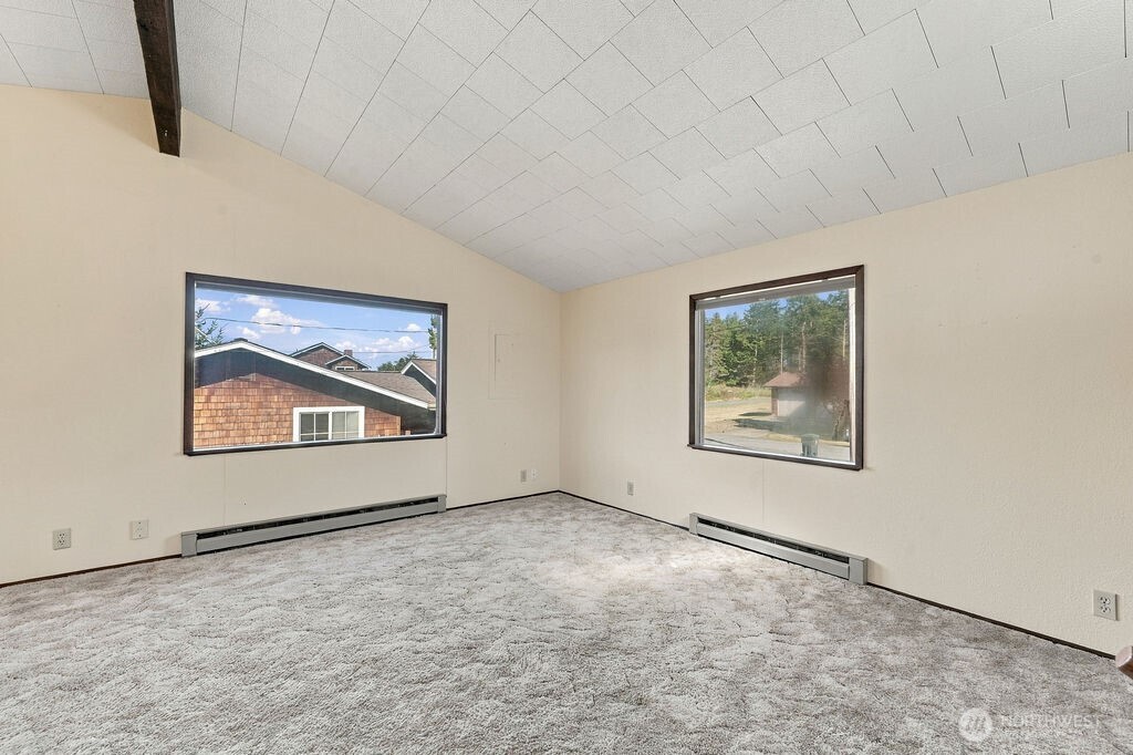 5521 Jackman Street Property Photo 13