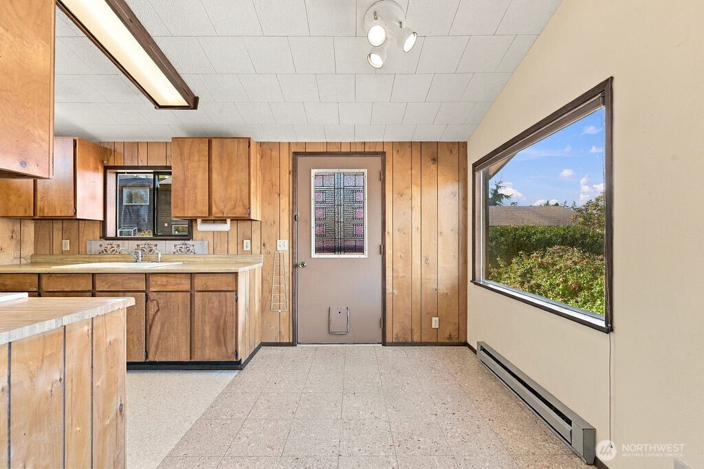5521 Jackman Street Property Photo 17