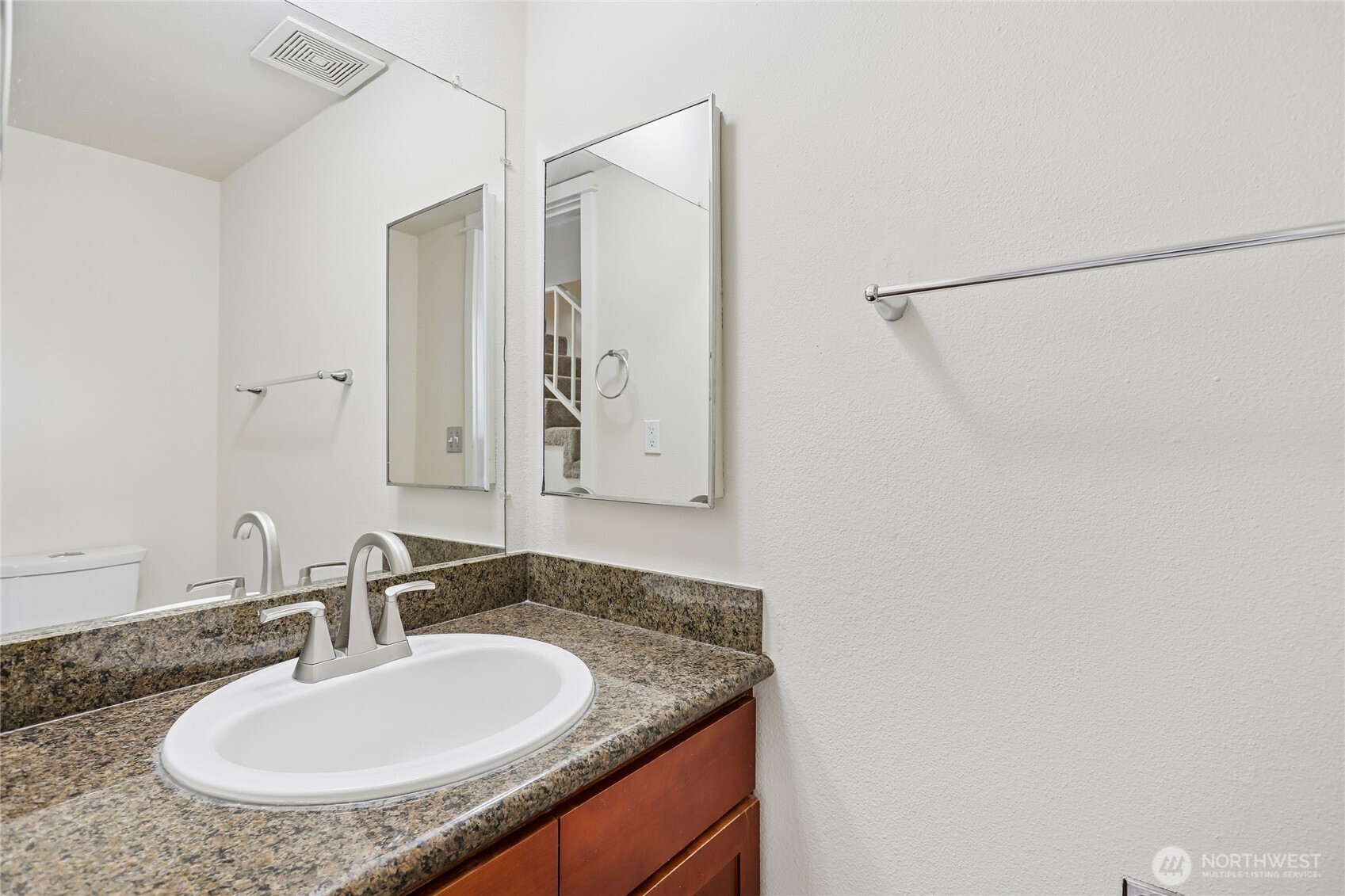 10925 Se 208th Street 20845 Property Photo 12