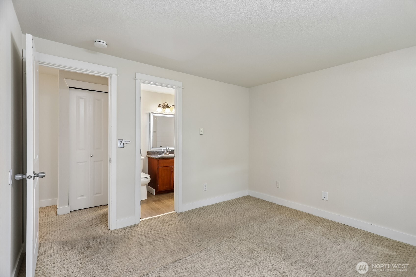 10925 Se 208th Street 20845 Property Photo 14