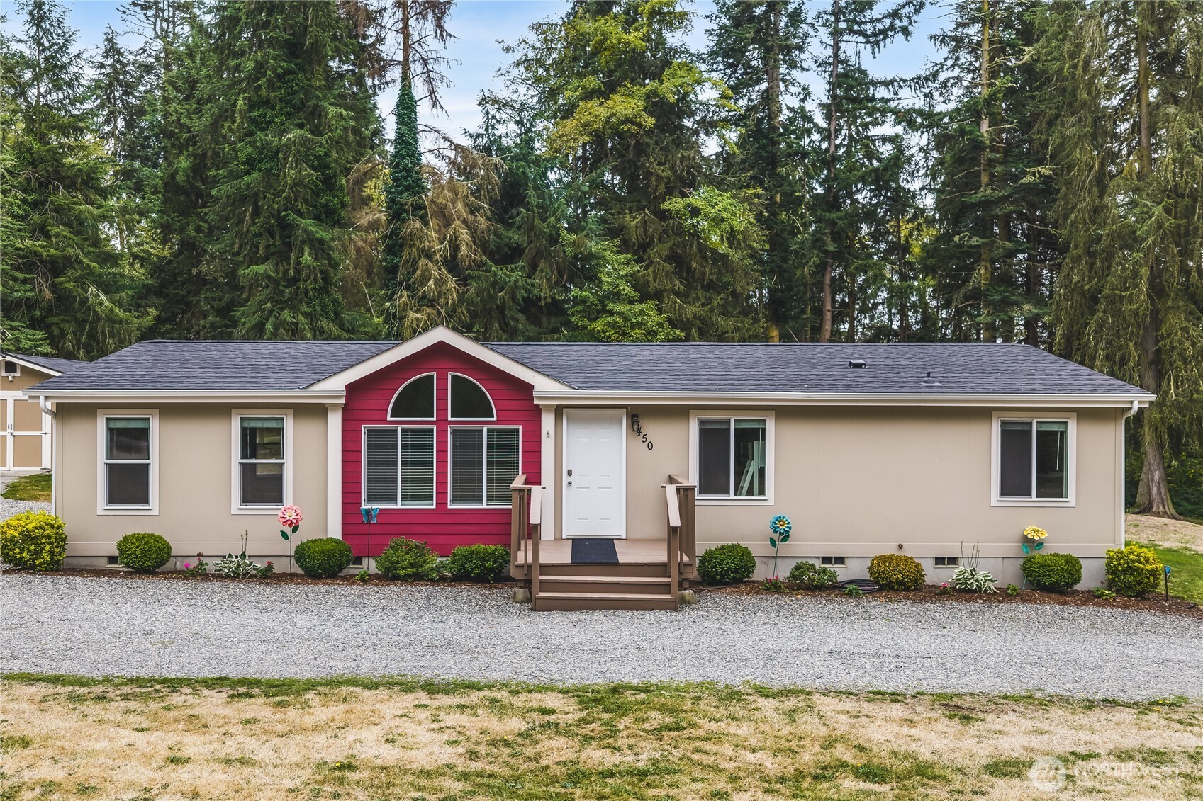 450 Secluded Lane Property Photo 3
