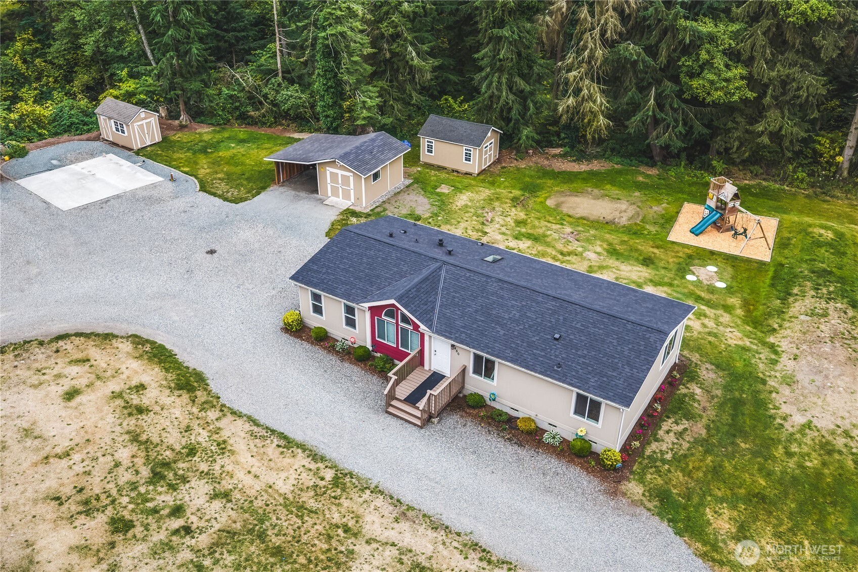 450 Secluded Lane Property Photo 4