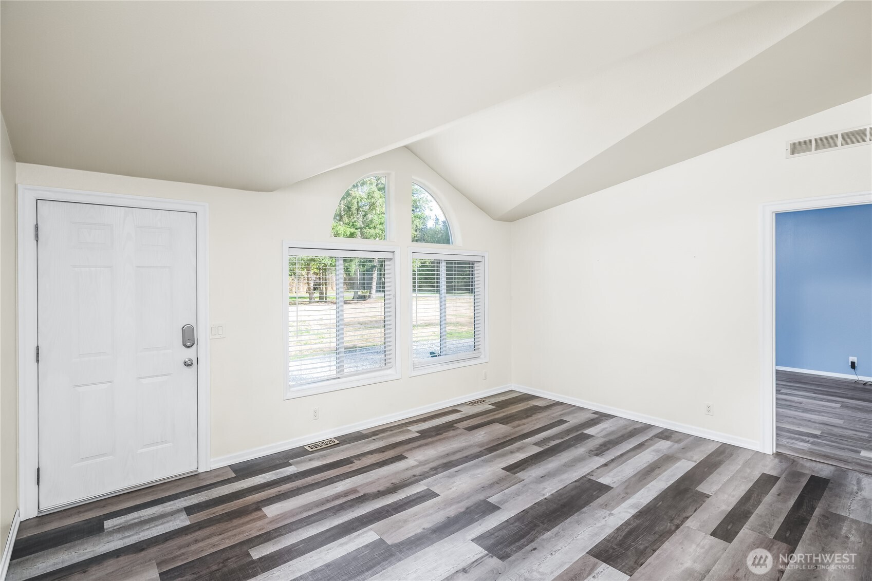 450 Secluded Lane Property Photo 6