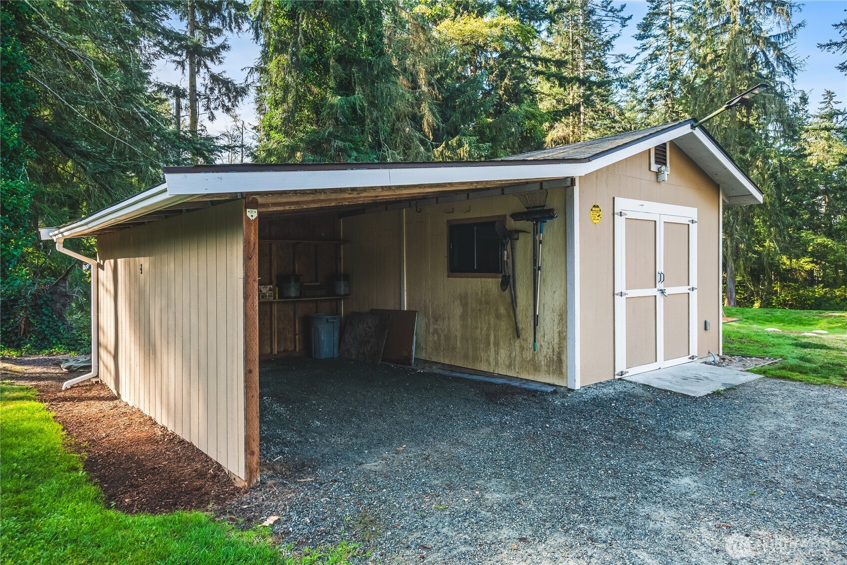 450 Secluded Lane Property Photo 32