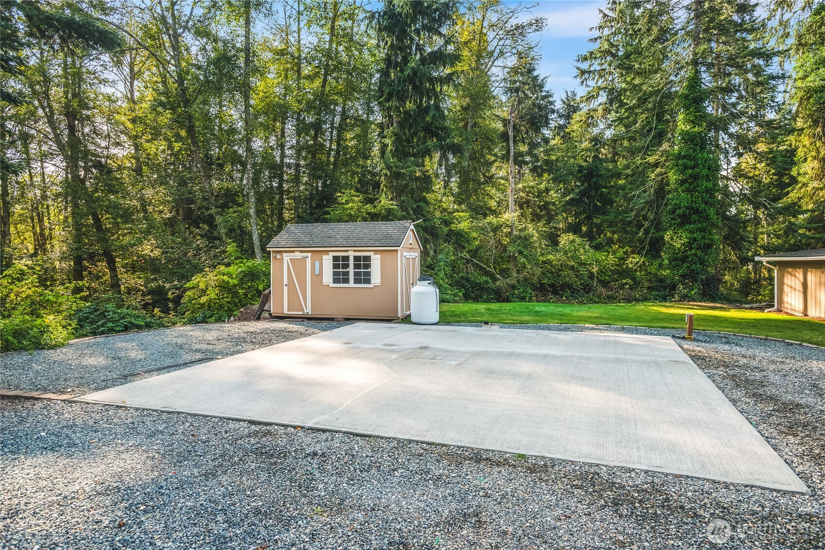 450 Secluded Lane Property Photo 33