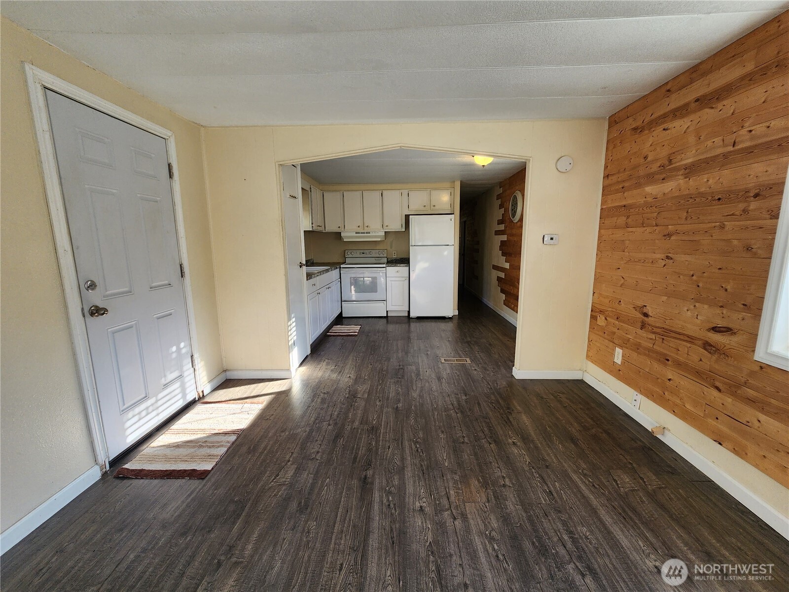 720 E Locust Street Property Photo 14