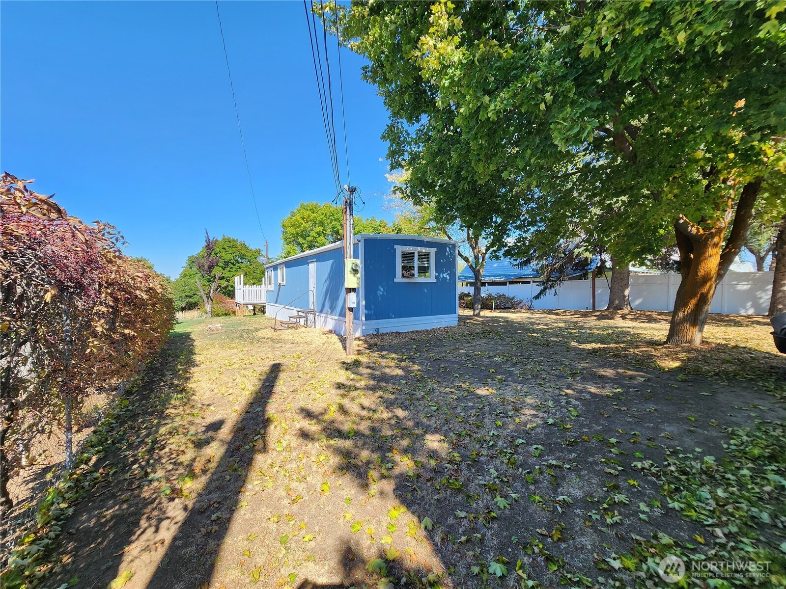 720 E Locust Street Property Photo 27
