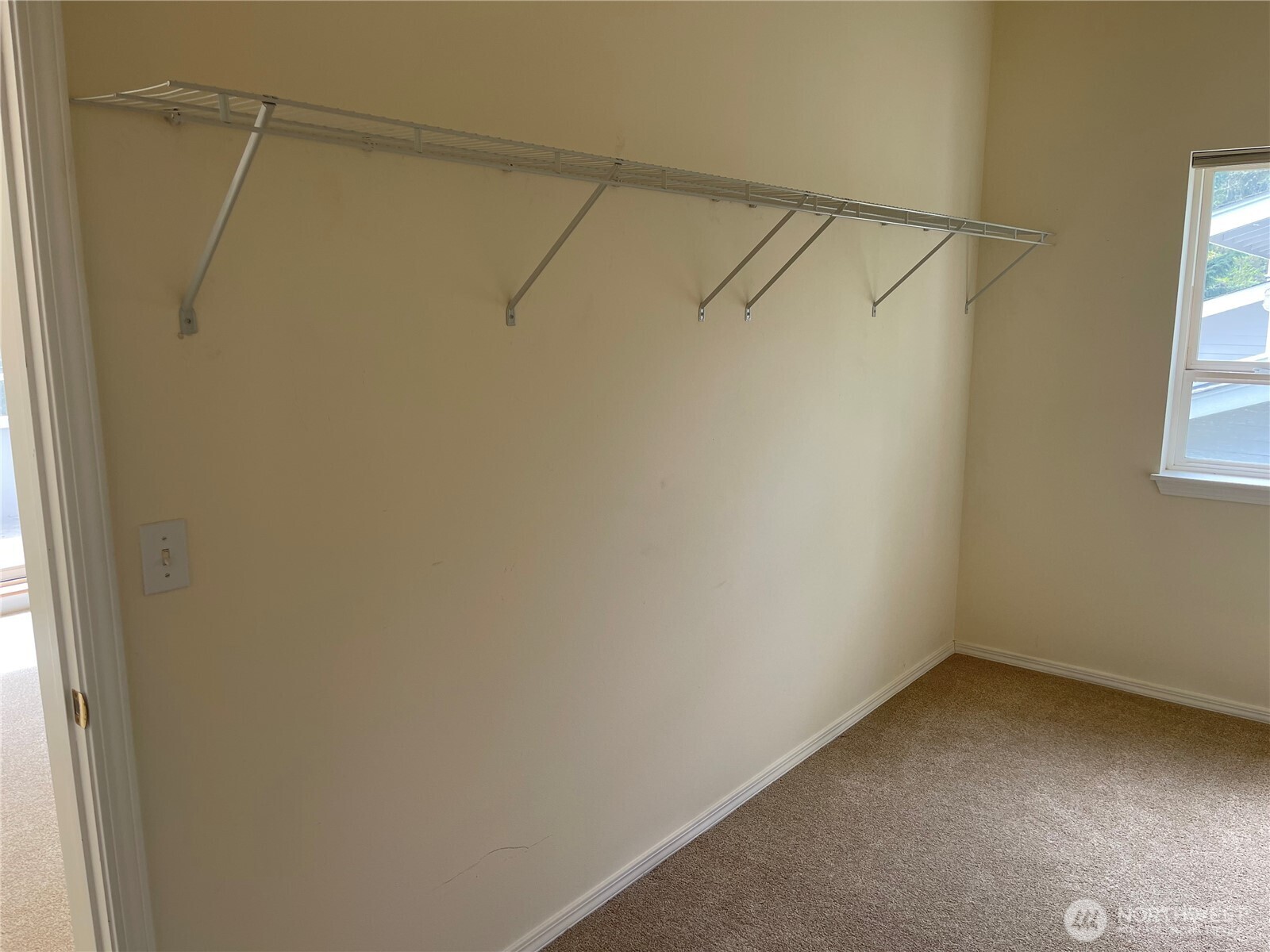 2426 James Place 303 Property Photo 31