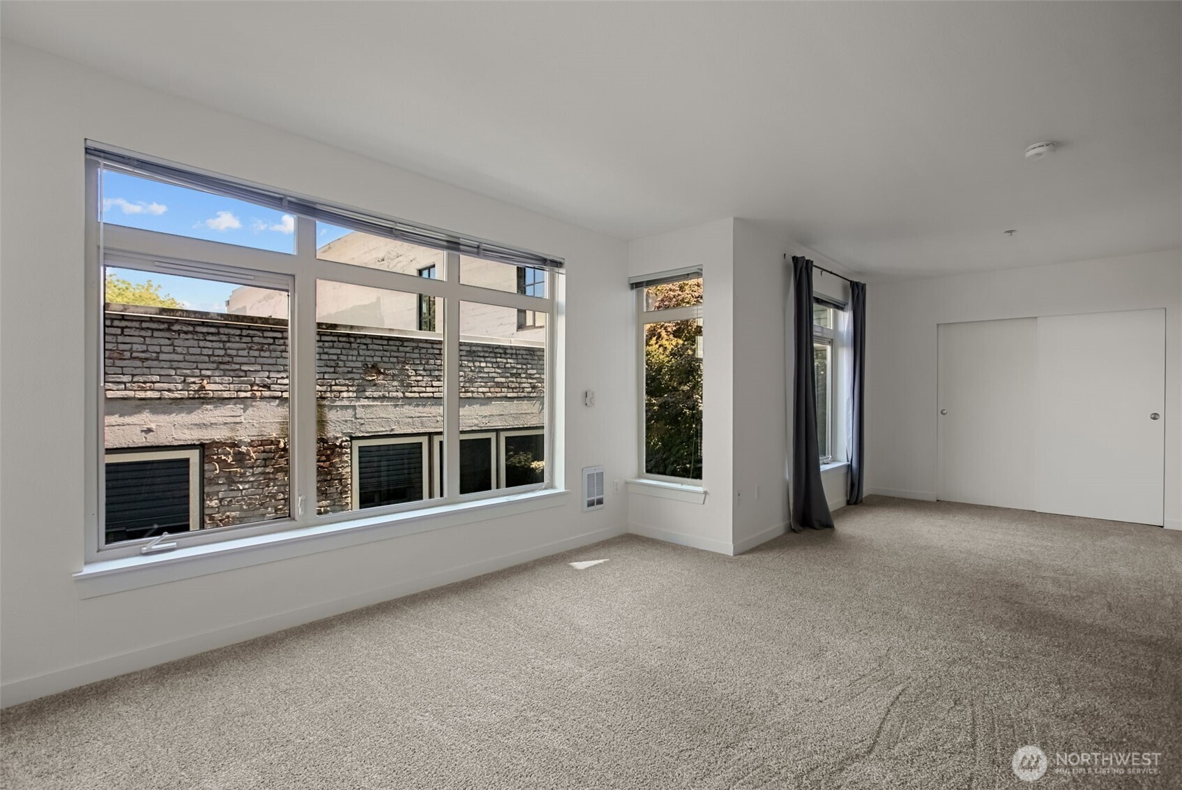 1610 Belmont Avenue 314 Property Photo 4