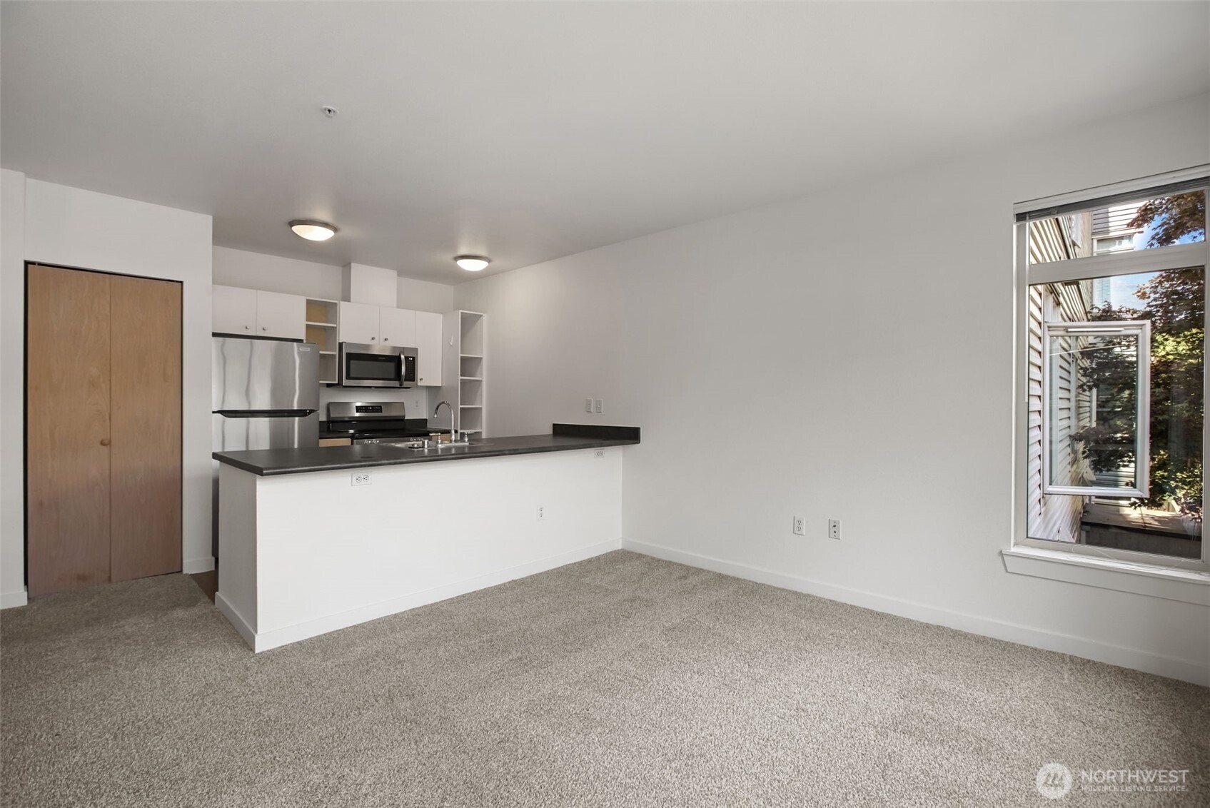 1610 Belmont Avenue 314 Property Photo 6