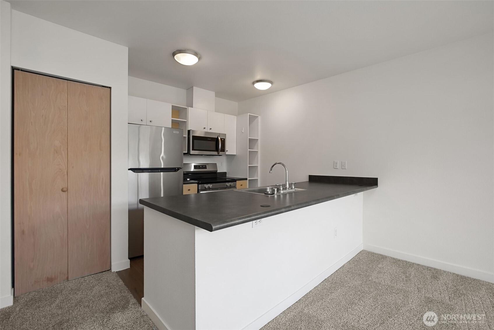 1610 Belmont Avenue 314 Property Photo 7